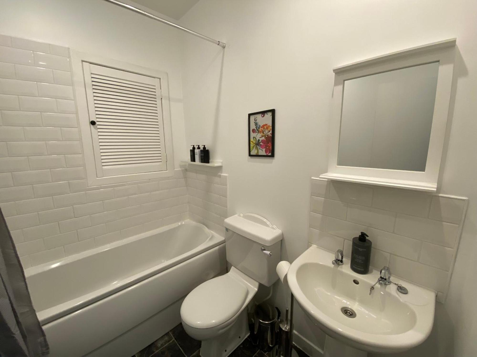 Quay Apartment With Parking แอเบอร์ดีน ภายนอก รูปภาพ